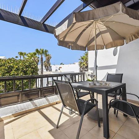 Casahost Bastian Boutique II Seaview Apartment Costa Teguise Luaran gambar
