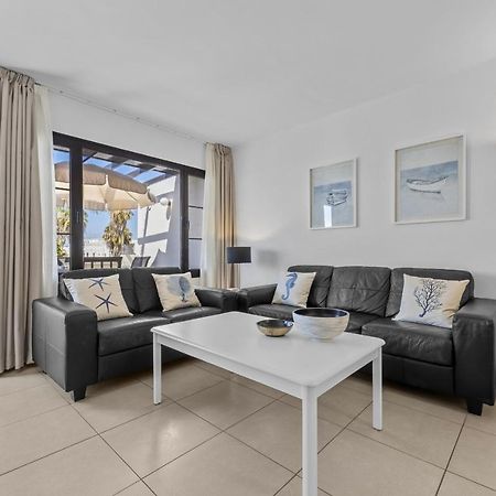Casahost Bastian Boutique II Seaview Apartment Costa Teguise Luaran gambar