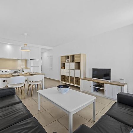 Casahost Bastian Boutique II Seaview Apartment Costa Teguise Luaran gambar
