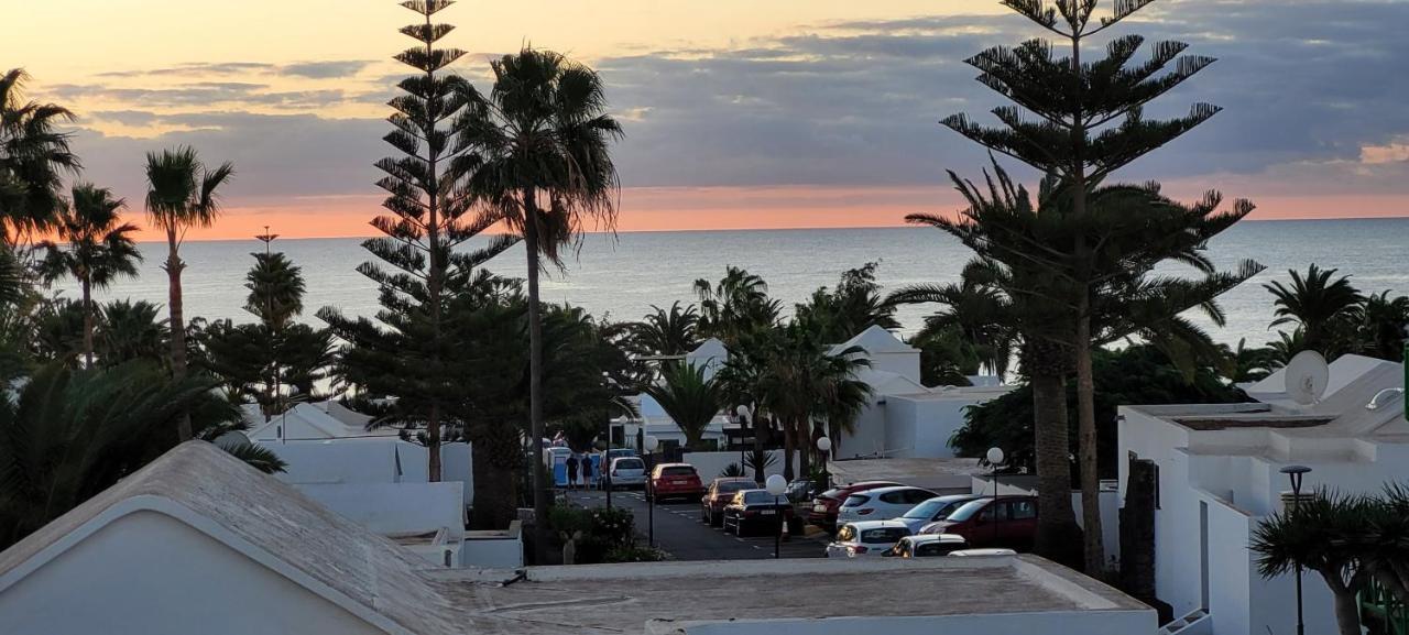 Casahost Bastian Boutique II Seaview Apartment Costa Teguise Luaran gambar