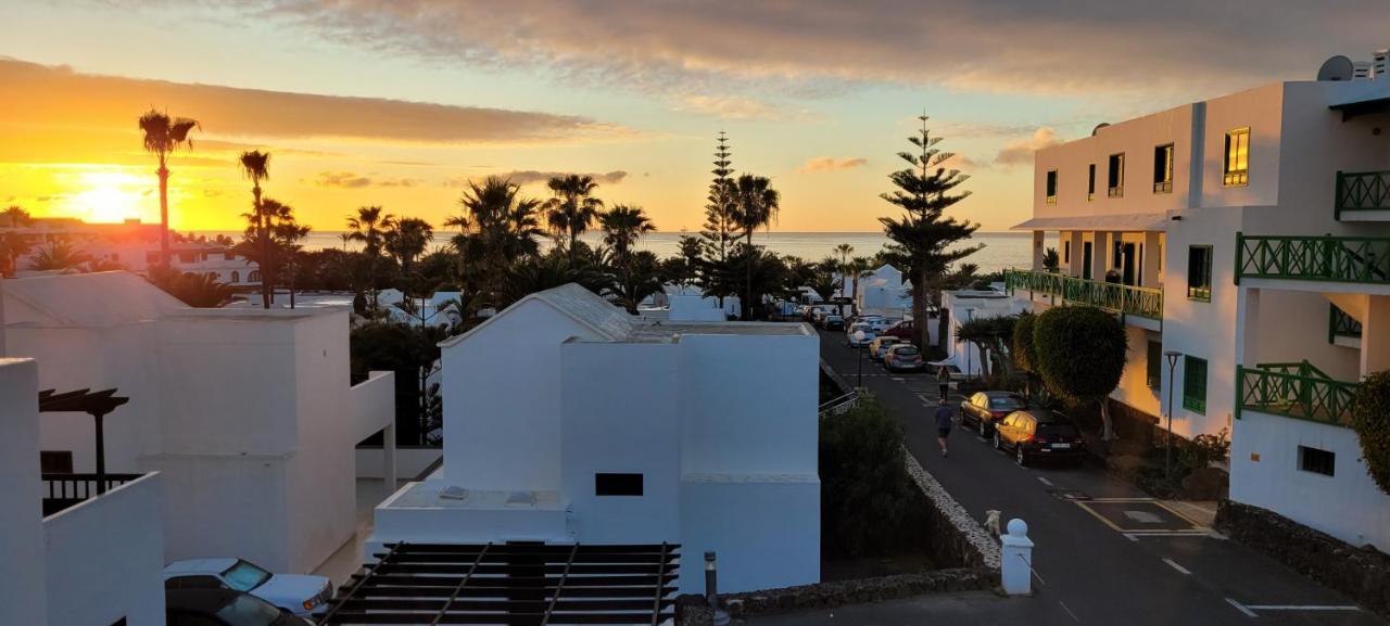 Casahost Bastian Boutique II Seaview Apartment Costa Teguise Luaran gambar