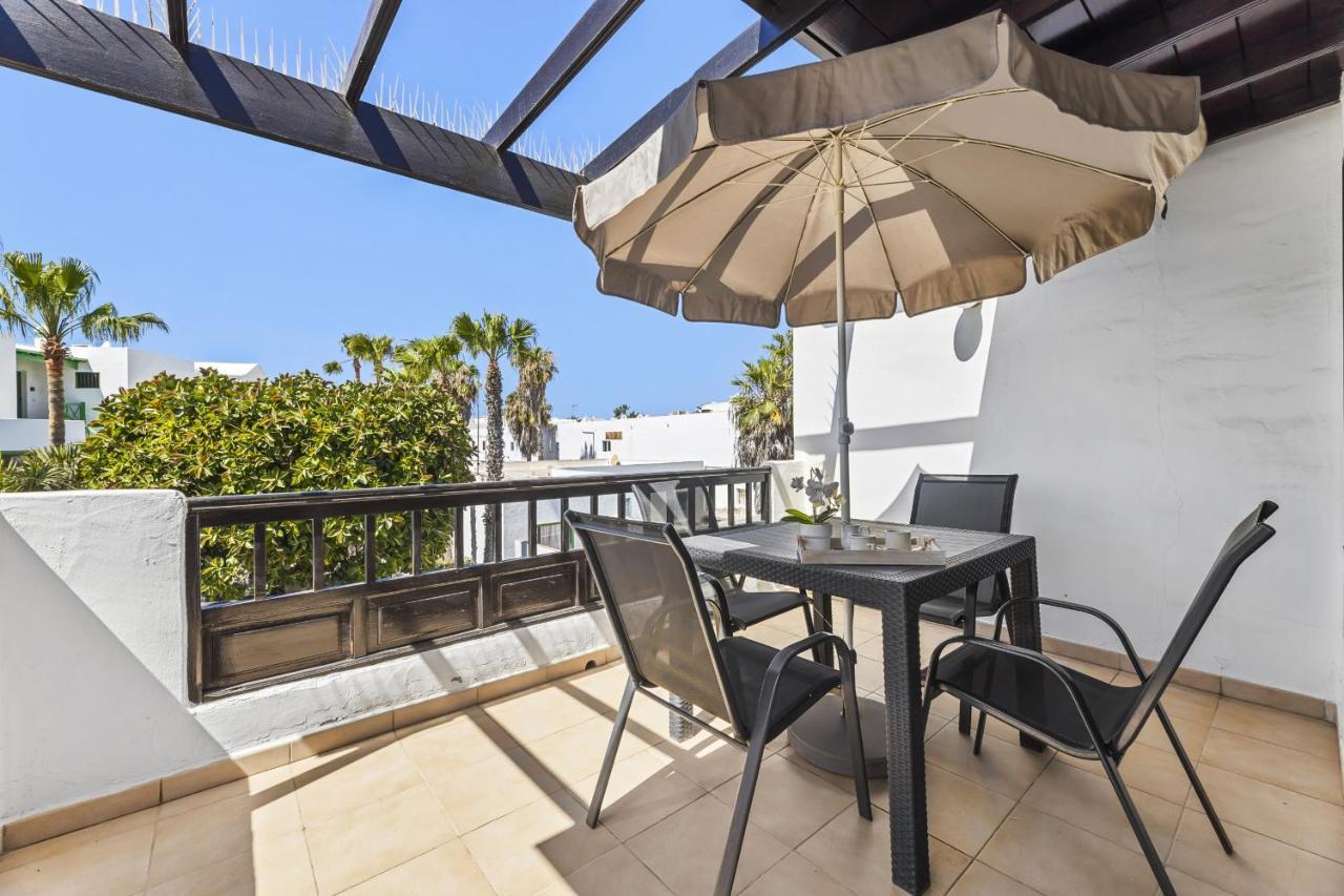 Casahost Bastian Boutique II Seaview Apartment Costa Teguise Luaran gambar