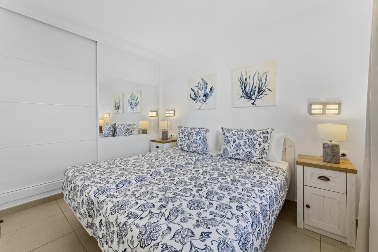 Casahost Bastian Boutique II Seaview Apartment Costa Teguise Luaran gambar