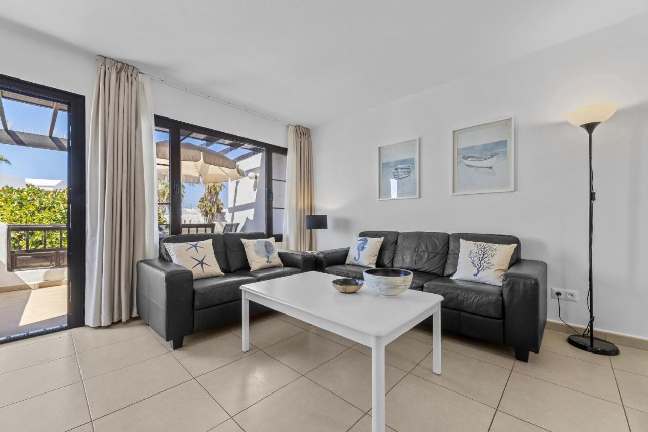 Casahost Bastian Boutique II Seaview Apartment Costa Teguise Luaran gambar